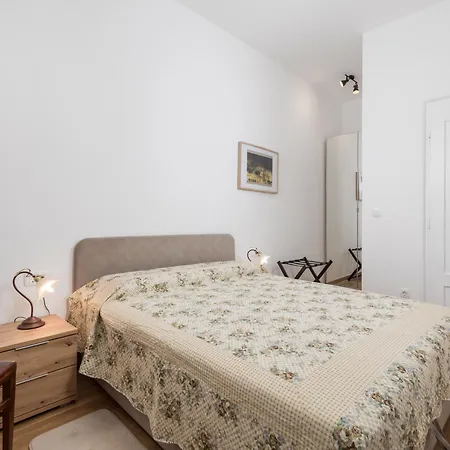 Vera Apartment Rijeka