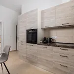 Vera *